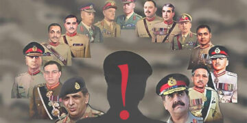 اُس کو بھی اپنے خدا ہونے پہ اتنا ہی یقیں تھا!