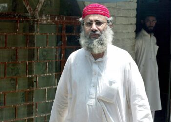 مولانا عبدالرشید غازی شہید رحمہ اللہ کا علمائے کرام کی مجلس میں خطاب