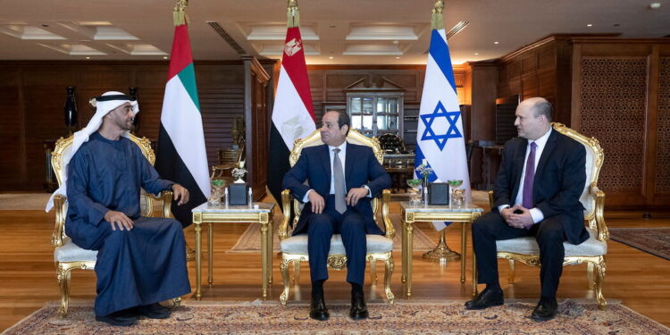 مسلمان ممالک کی حکومتوں  اور افواج کی فلسطین کے ساتھ غداری